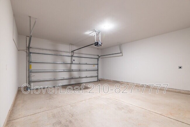 Building Photo - 5711 Topaz Wy