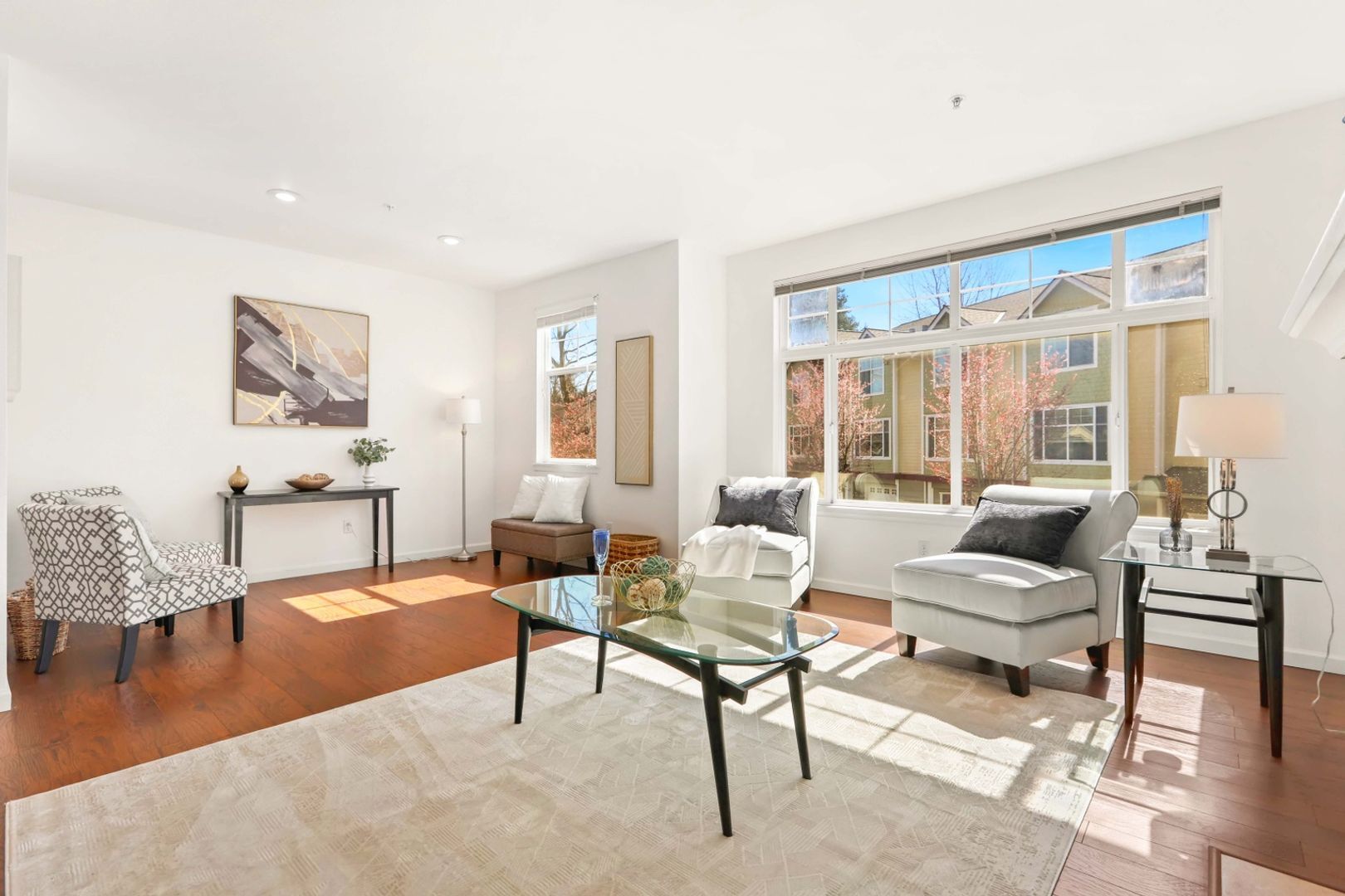 Building Photo - 13000 Admiralty Way