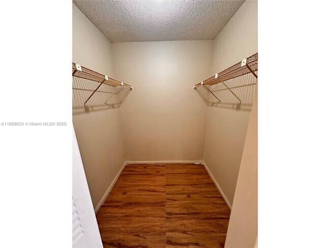 Building Photo - 2029 NW 46th Ave