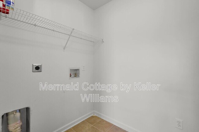 Building Photo - 25 Pennyroyal Way