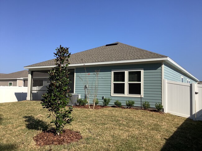 Building Photo - 180 Spruce Pt