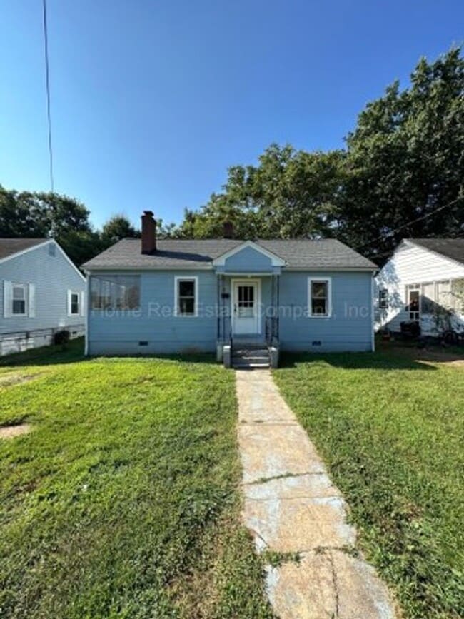 Primary Photo - 720 W Twenty-Sixth St