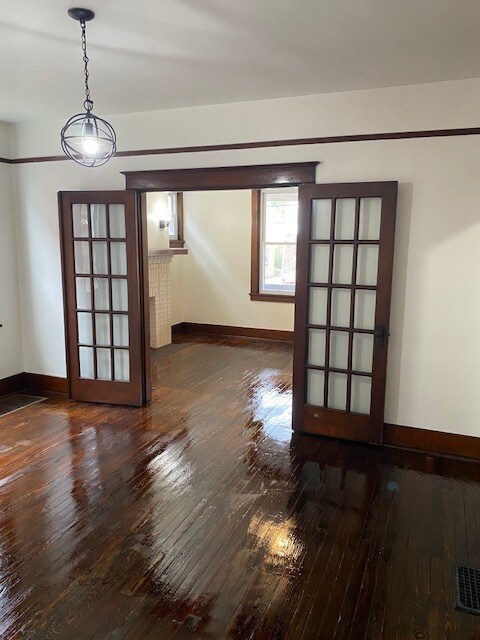 Building Photo - 3820 Chartiers Ave