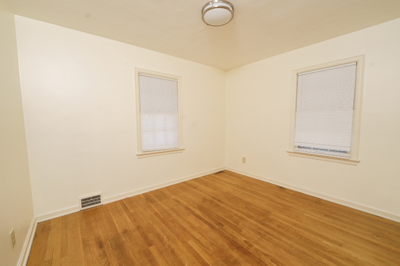 Building Photo - 3584 Palmerston Rd