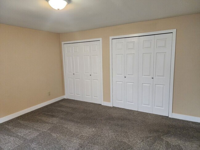 Building Photo - Hazel Dwellings, LLC