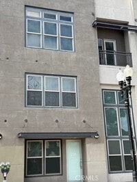 Building Photo - 204 N Spurgeon St