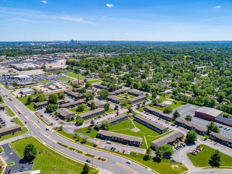 Courtyard Apartments 1815 Greentree Blvd Clarksville IN 47129