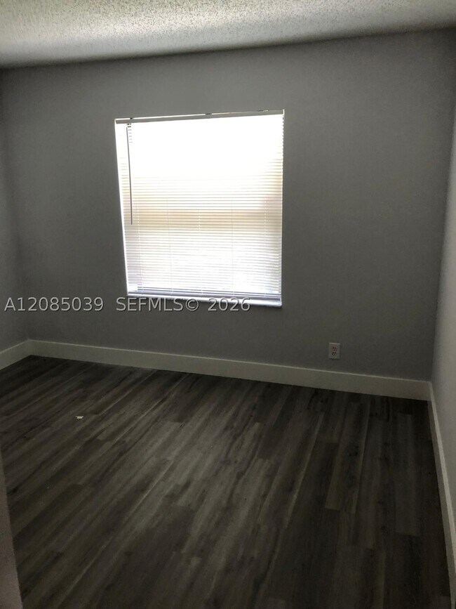 Building Photo - 5080 Sanctuary Way