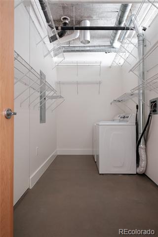 Building Photo - 1610 Little Raven St