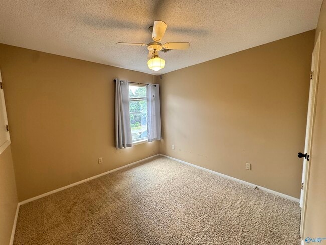 Building Photo - 118 Briargate Ln