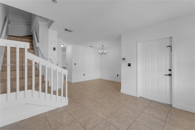 Building Photo - 6350 SW 139th Ave