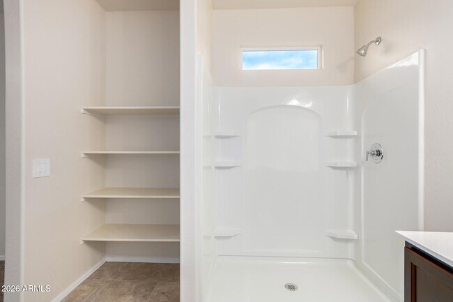 Building Photo - 1810 W Pinkley Ave