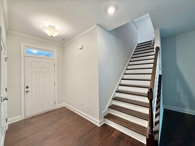 Building Photo - 414 Shale Creek Dr