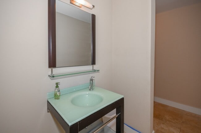 Building Photo - 603 Westgate Ave