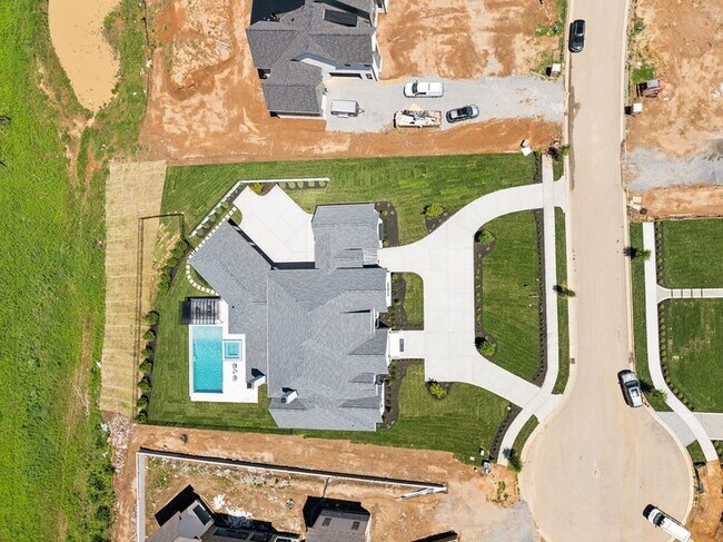 Building Photo - 8104 Turning Pt Dr