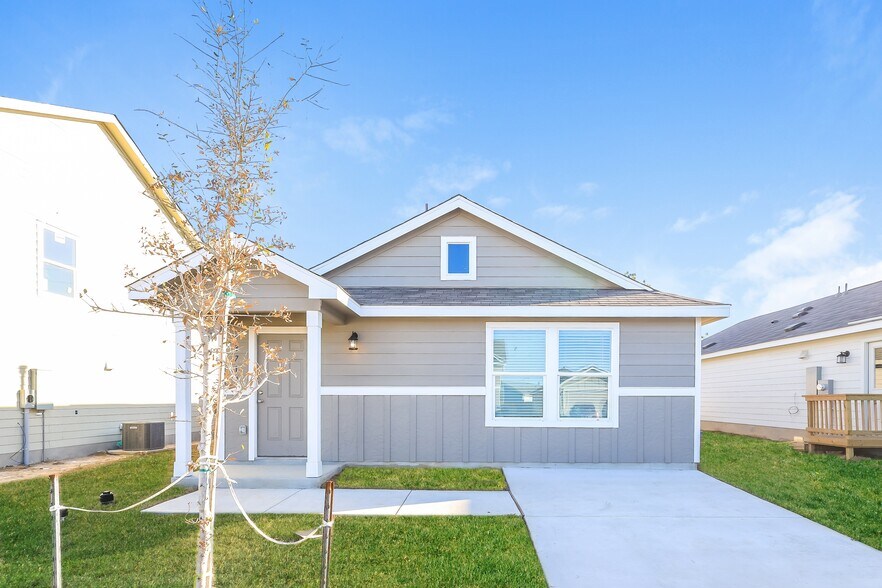 Building Photo - 13710 Haystack Rdg