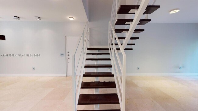 Building Photo - 2430 Brickell Ave
