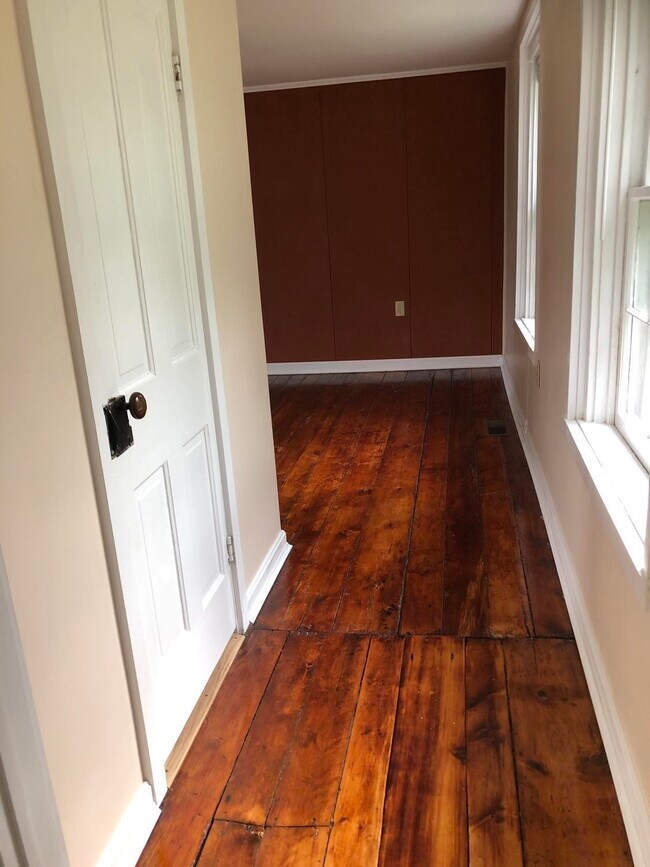 2nd Bedroom - 164 S River St