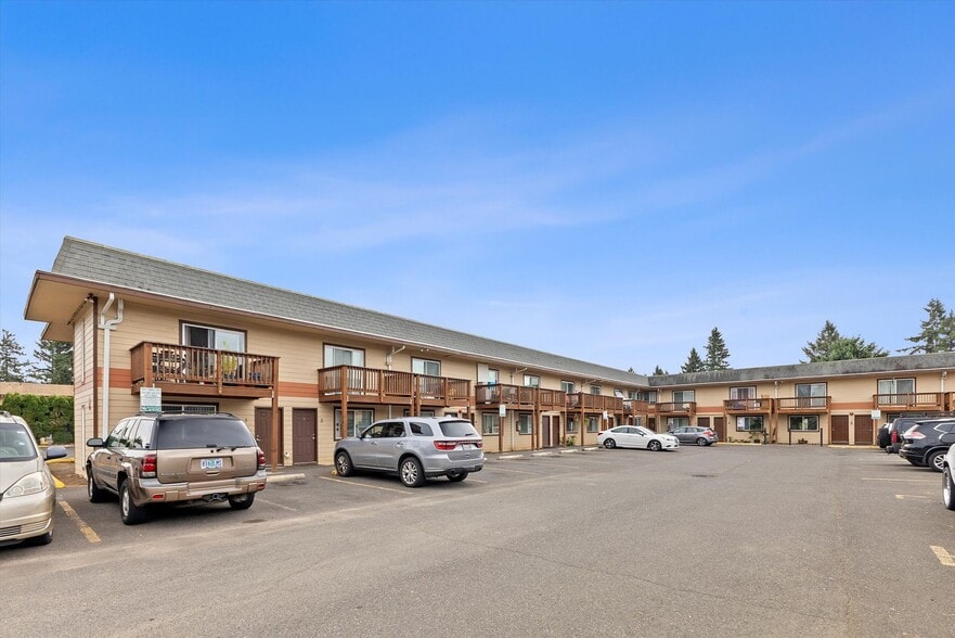 Building Photo - Alder Village