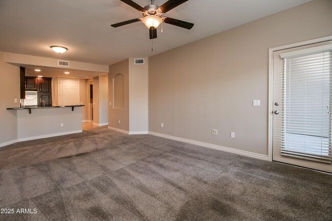 Building Photo - 5350 E Deer Valley Dr