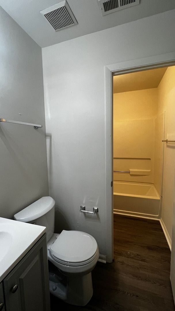 Building Photo - Peachtree