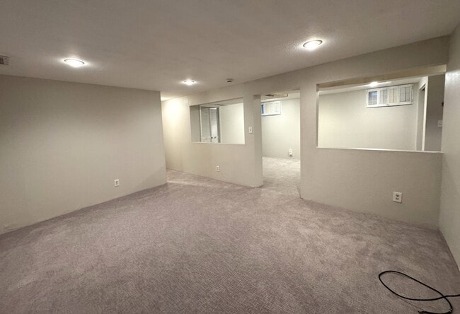 Building Photo - 3084 S Xanthia St