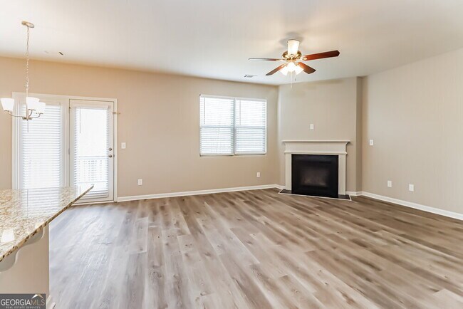 Building Photo - 207 Shaker Hollow Dr