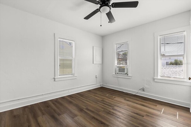 Building Photo - 604 Braddock Ave