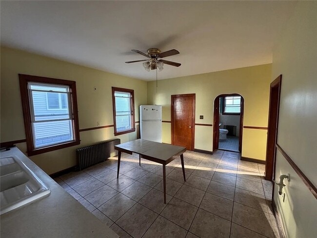 Building Photo - 43 Westerly Ave