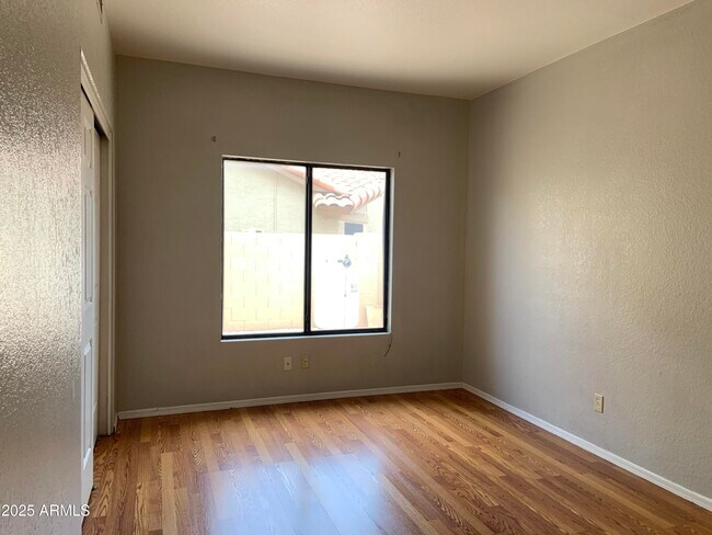 Building Photo - 3611 N 109th Dr