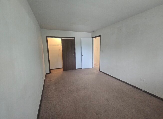 Building Photo - 1537 Norway Ln