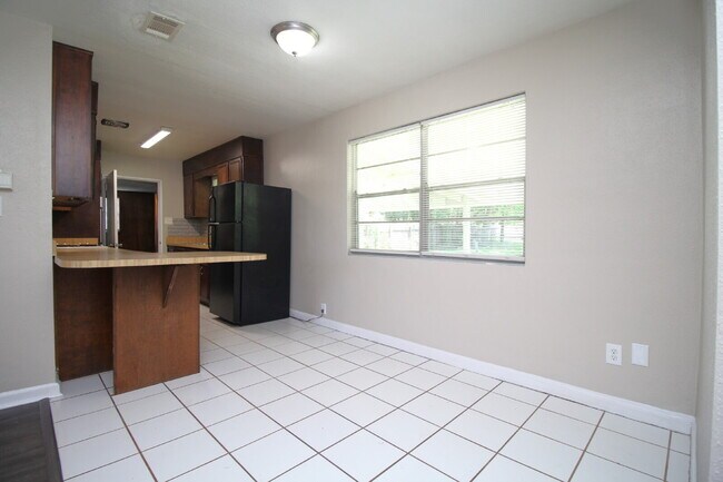 Building Photo - Flexible 3BR Home with Bonus Room, Covered Patio & Fully Fenced Yard