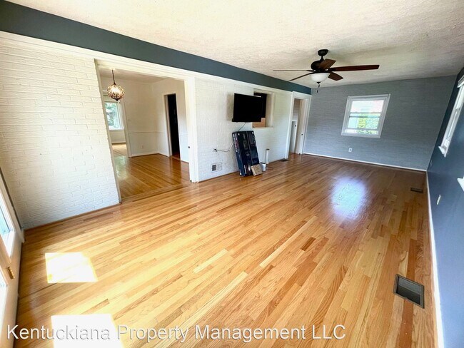 Building Photo - 3 br, 2.5 bath House - 3609 Hanover