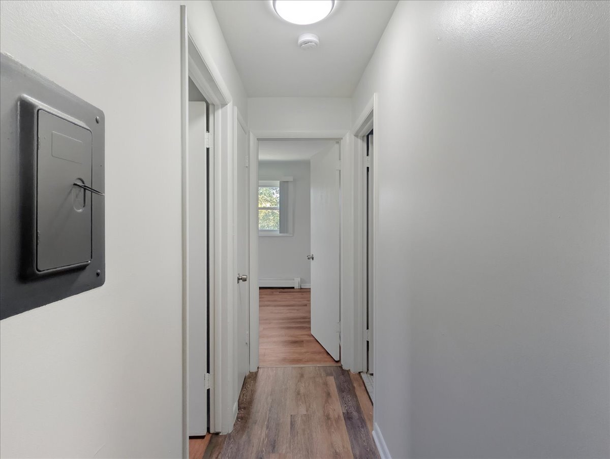 Building Photo - 126 W Washington St