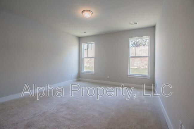 Building Photo - 316 Runion Lake Ct