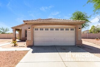 Building Photo - 8021 N 87th Dr
