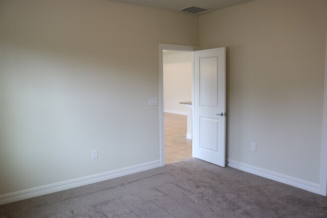 Building Photo - 667 La Mancha Dr