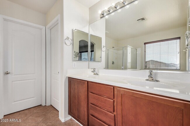 Building Photo - 305 S 165th Dr