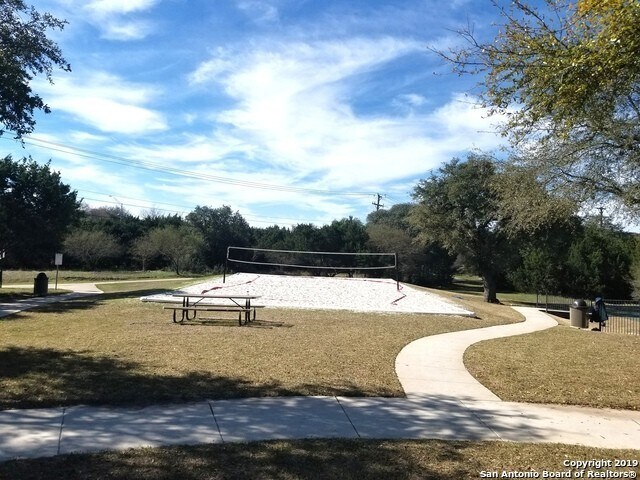 Building Photo - 3 Bedroom in The Point @ Bulverde Village