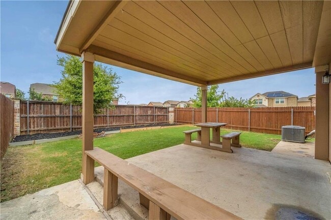 Building Photo - 11012 Culzean Dr