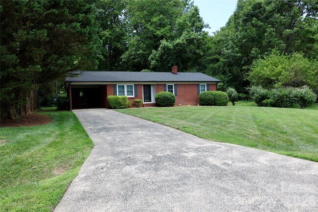 Building Photo - 103 Abingdon Cir