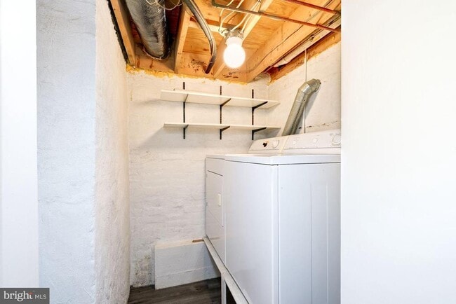 Building Photo - 1505 Harvard St NW