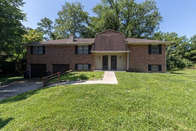 Primary Photo - 2008 Juniper Dr