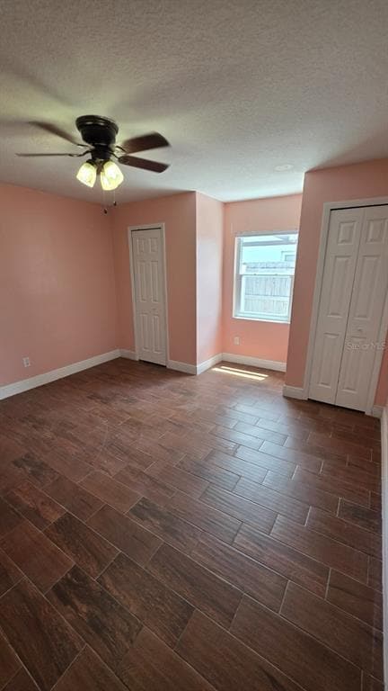 Building Photo - 1703 Paradise Dr