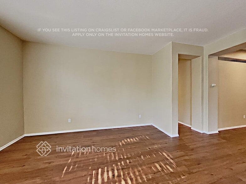 Building Photo - 928 Glendora Dr