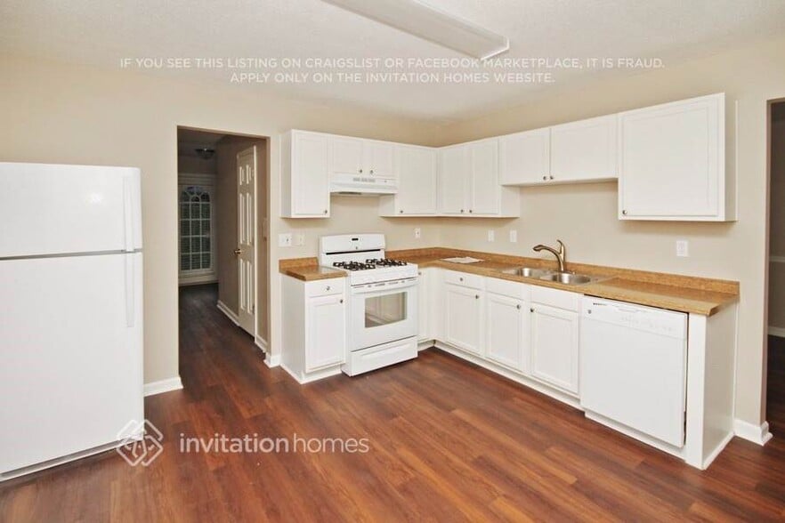 Building Photo - 4350 Reserve Hill Crossing