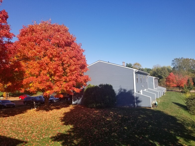 Building Photo - 1831 Aries Ct