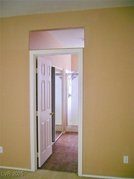 Building Photo - 2271 Surrey Meadows Ave