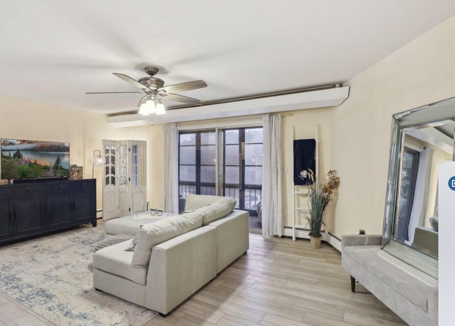 Building Photo - 5400 Three Points Blvd