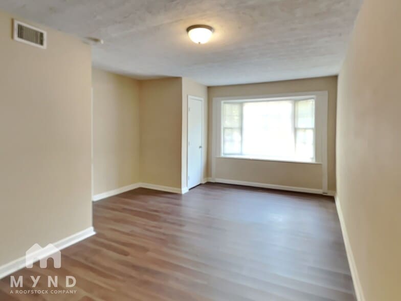 Building Photo - 1626 Sugar Downs Ct SE